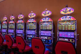 Slot online populer dengan grafis menarik dan bonus besar di pas4d